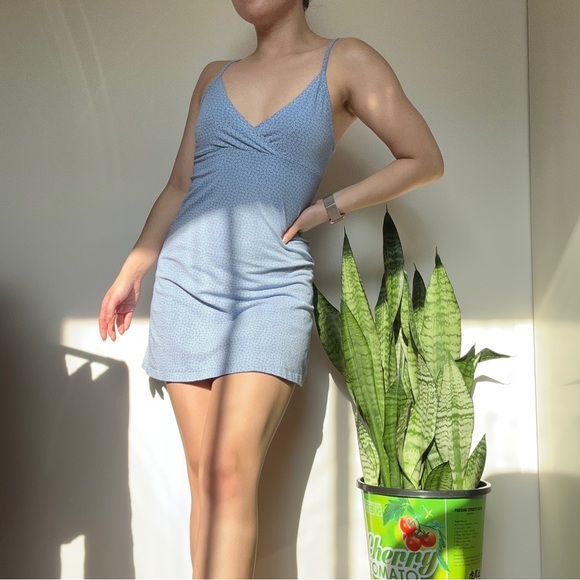 Brandy Melville Amara Light Blue Floral Dress - Picture 2 of 9